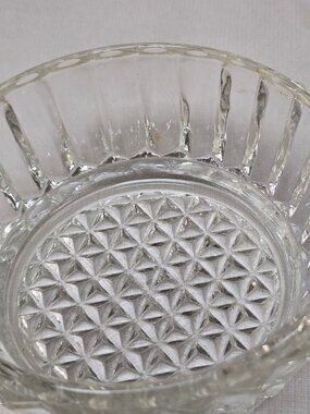 None | Dining | Vintage Clear Pressed Glass Ribbed Bowl Diamond Pattern ...